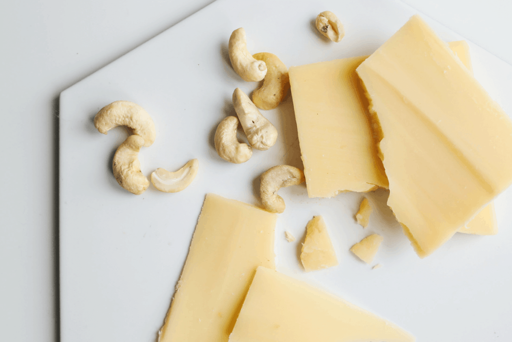 Image of garlic and cheese