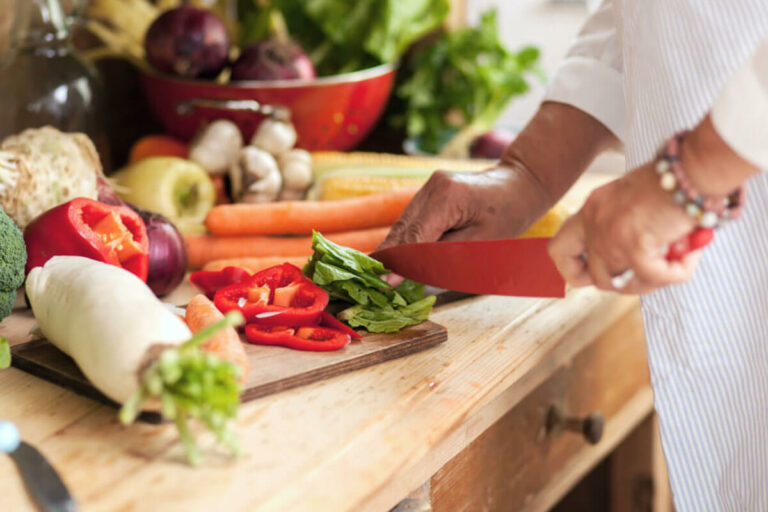 what are polyphenols? benefits for heart health and more blog post