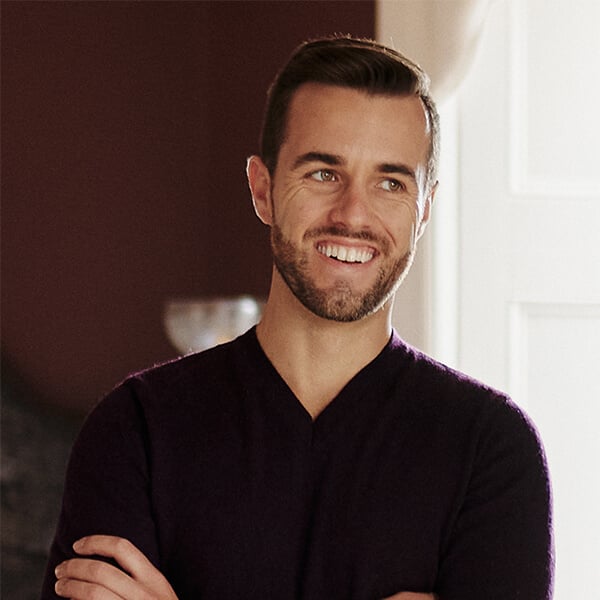 Dr. Christopher Knee, ND