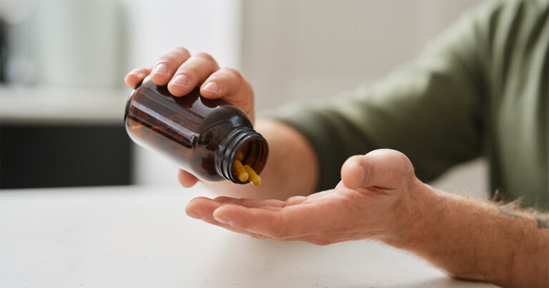 pioneering health innovation: a first-of-its-kind research partnership between fullscript and pendulum therapeutics blog post