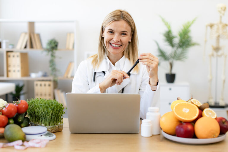 the 31 best dietitian side hustles that pay blog post