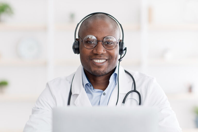 top 7 functional medicine podcasts for optimal health blog post